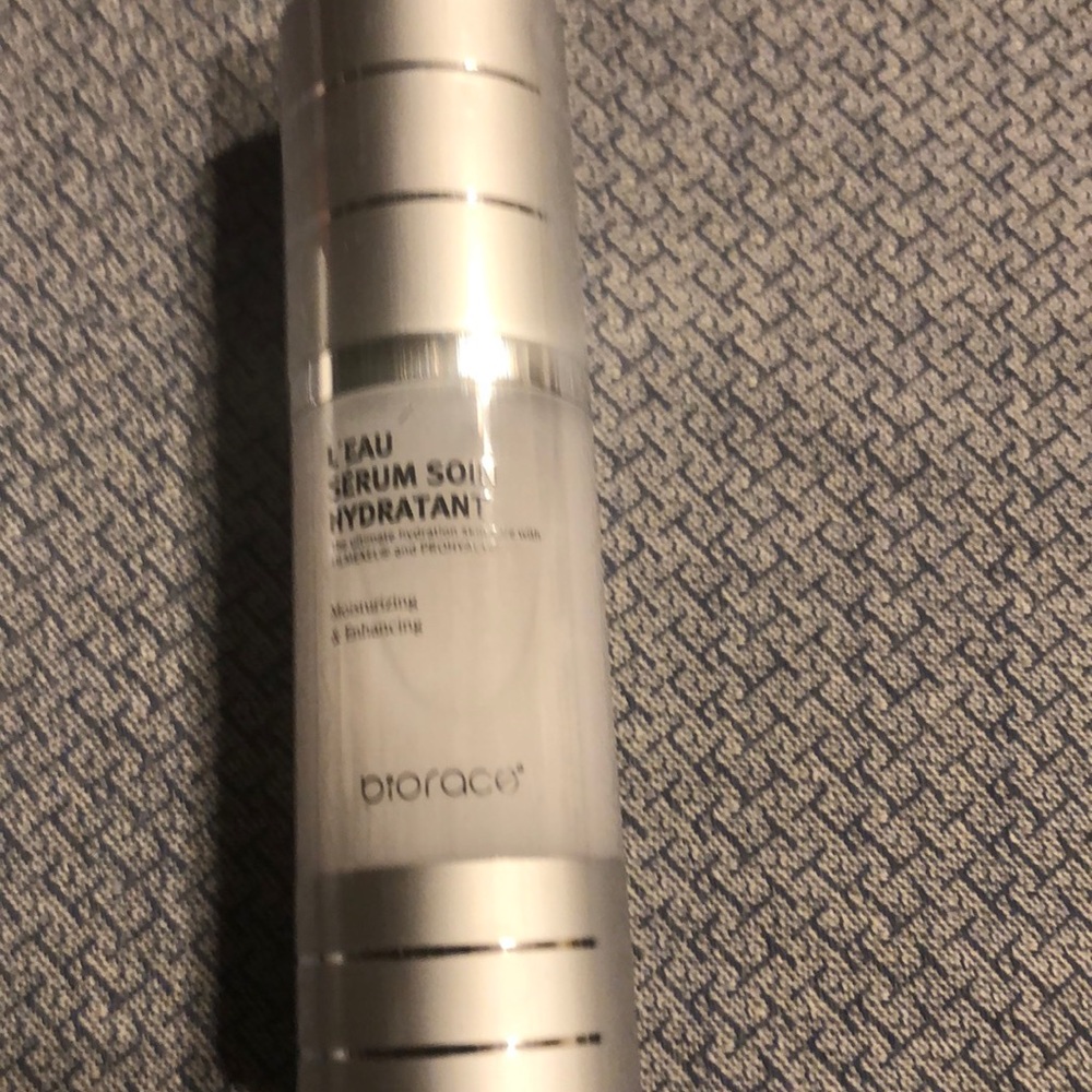 Biorace L'eau Hydrating treatment serum